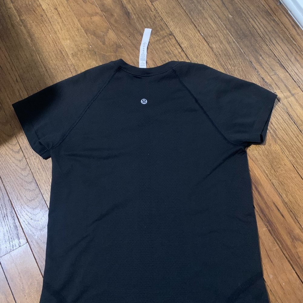 Lululemon Swiftly Tech